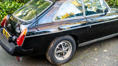 NO RESERVE - 1977 MGB GT In vendita (immagine 80 di 189)