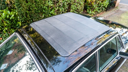 NO RESERVE - 1977 MGB GT In vendita (immagine 72 di 189)