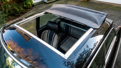 NO RESERVE - 1977 MGB GT In vendita (immagine 135 di 189)