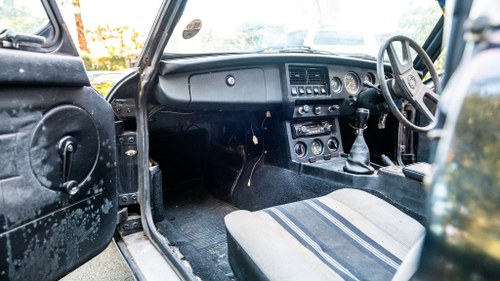 NO RESERVE - 1977 MGB GT In vendita (immagine 36 di 189)