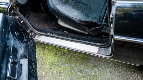 NO RESERVE - 1977 MGB GT In vendita (immagine 52 di 189)