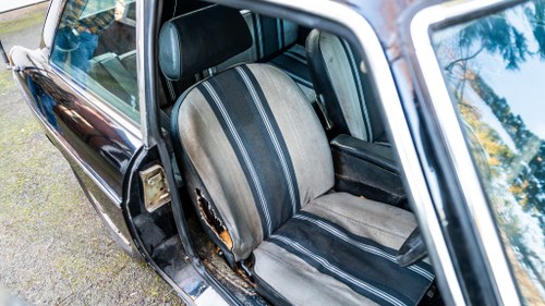 NO RESERVE - 1977 MGB GT In vendita (immagine 39 di 189)