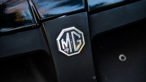 NO RESERVE - 1977 MGB GT In vendita (immagine 114 di 189)