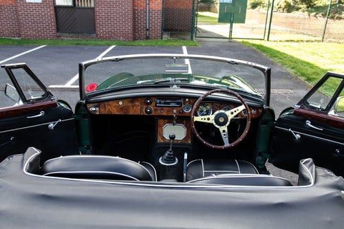 1968 MGB Roadster For Sale (picture 66 of 254)