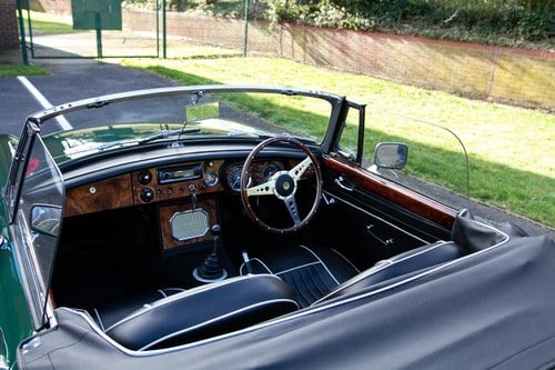 1968 MGB Roadster For Sale (picture 76 of 254)