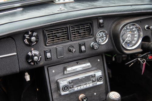 1973 MGB Roadster zum Verkauf (Bild 27 von 235)