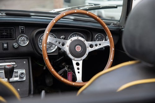 1973 MGB Roadster zum Verkauf (Bild 26 von 235)