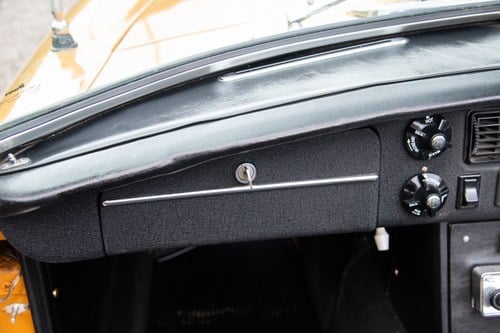 1973 MGB Roadster zum Verkauf (Bild 28 von 235)