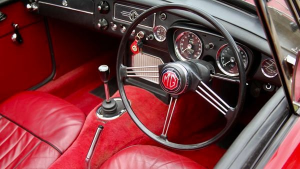 1963 MG MGB Roadster 'Pull Handle' For Sale (picture :index of 37)