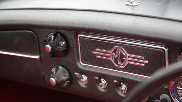 1963 MG MGB Roadster 'Pull Handle' For Sale (picture :index of 44)