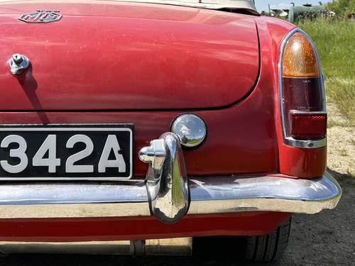 1963 MGB Roadster In vendita (immagine 214 di 280)