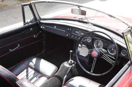 1963 MGB Roadster In vendita (immagine 44 di 280)