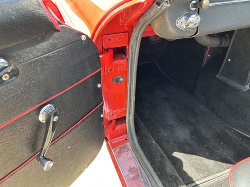 1963 MGB Roadster In vendita (immagine 99 di 280)