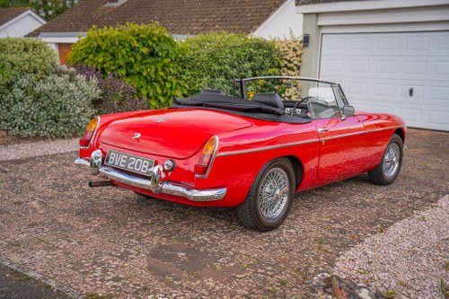 1964 MGB Roadster Te koop (foto 7 van 144)