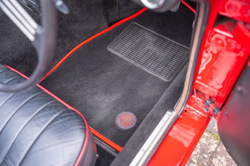 1964 MGB Roadster Te koop (foto 43 van 144)