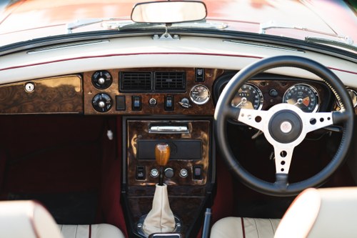 1966 MG MGB Roadster In vendita (immagine 27 di 93)