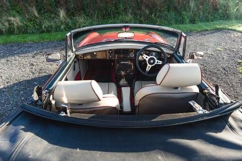 1966 MG MGB Roadster In vendita (immagine 26 di 93)