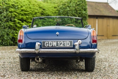 1966 MG MGB Roadster For Sale (picture 7 of 194)