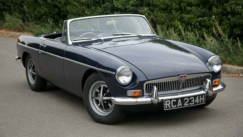 1970 MGB Roadster For Sale (picture 1 of 99)