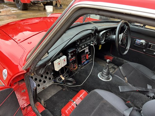1971 MG MGB GT Rally-Prepared Car In vendita (immagine 111 di 321)