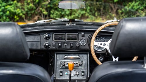 1972 MG MGB Roadster In vendita (immagine 31 di 136)