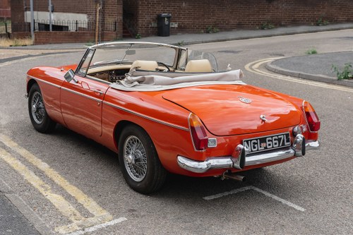 1973 MGB Roadster In vendita (immagine 6 di 117)