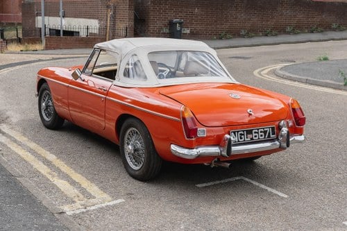 1973 MGB Roadster In vendita (immagine 22 di 117)