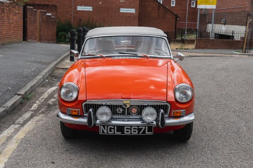 1973 MGB Roadster In vendita (immagine 26 di 117)
