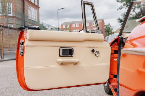 1973 MGB Roadster In vendita (immagine 54 di 117)