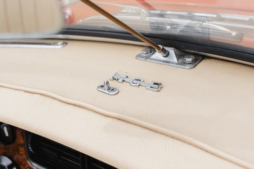 1973 MGB Roadster In vendita (immagine 66 di 117)