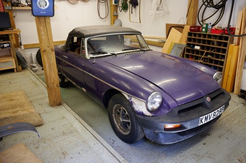 NO RESERVE - 1975 MGB Roadster à vendre (picture 1 of 50)