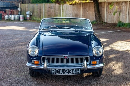 1970 MGB Roadster zum Verkauf (Bild 10 von 148)