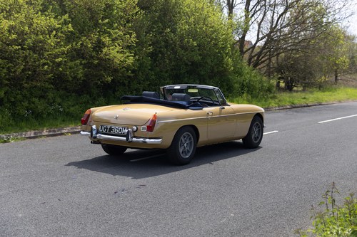 1973 MG B For Sale (picture 2 of 198)