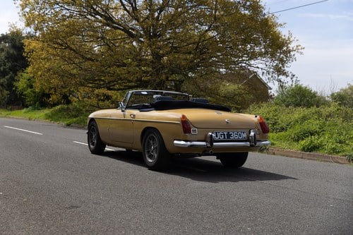 1973 MG B For Sale (picture 4 of 198)