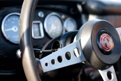 1973 MGB Roadster For Sale (picture 25 of 98)