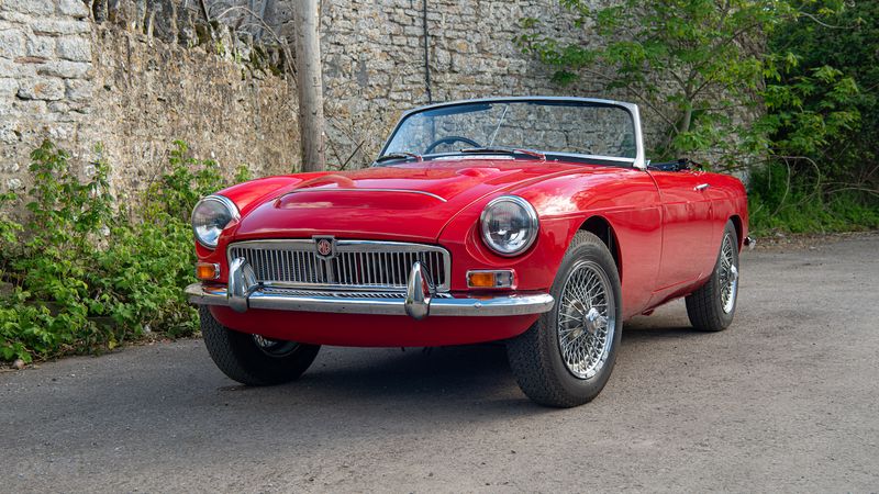 1967 MGC Roadster For Sale (picture 1 of 176)