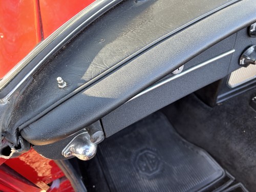 1968 MG MGC Roadster Te koop (foto 54 van 216)