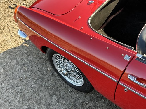 1968 MG MGC Roadster Te koop (foto 140 van 216)