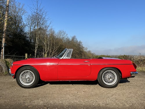 1968 MG MGC Roadster Te koop (foto 25 van 216)