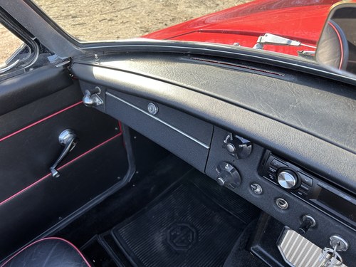 1968 MG MGC Roadster Te koop (foto 52 van 216)