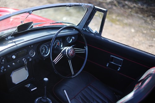 1968 MG MGC Roadster Te koop (foto 31 van 216)