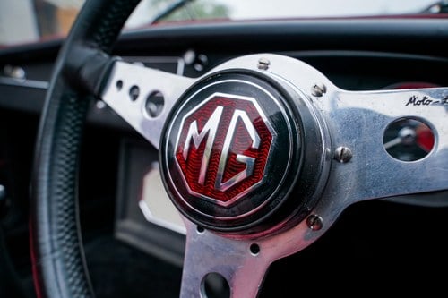 1969 MGC Roadster Te koop (foto 31 van 215)