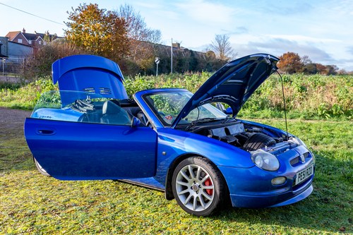 2001 MG MGF Trophy 160 Te koop (foto 137 van 208)