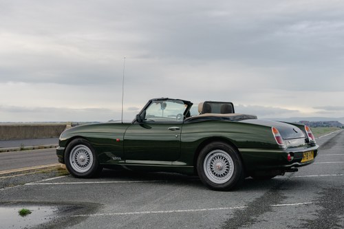 1995 MG RV8 à vendre (picture 10 of 174)