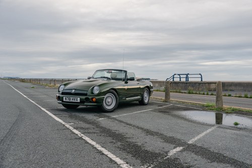 1995 MG RV8 à vendre (picture 7 of 174)