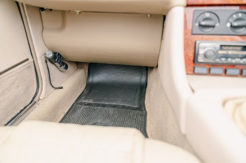 1995 MG RV8 à vendre (picture 74 of 174)