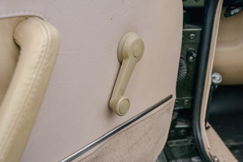 1995 MG RV8 à vendre (picture 45 of 174)