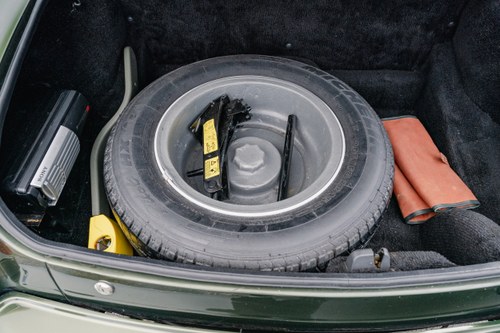 1995 MG RV8 à vendre (picture 92 of 174)