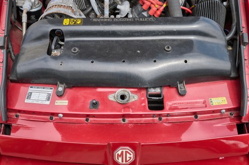 1996 MG Rv8 V8 Auto zum Verkauf (Bild 132 von 181)