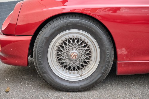 1996 MG Rv8 V8 Auto zum Verkauf (Bild 24 von 181)